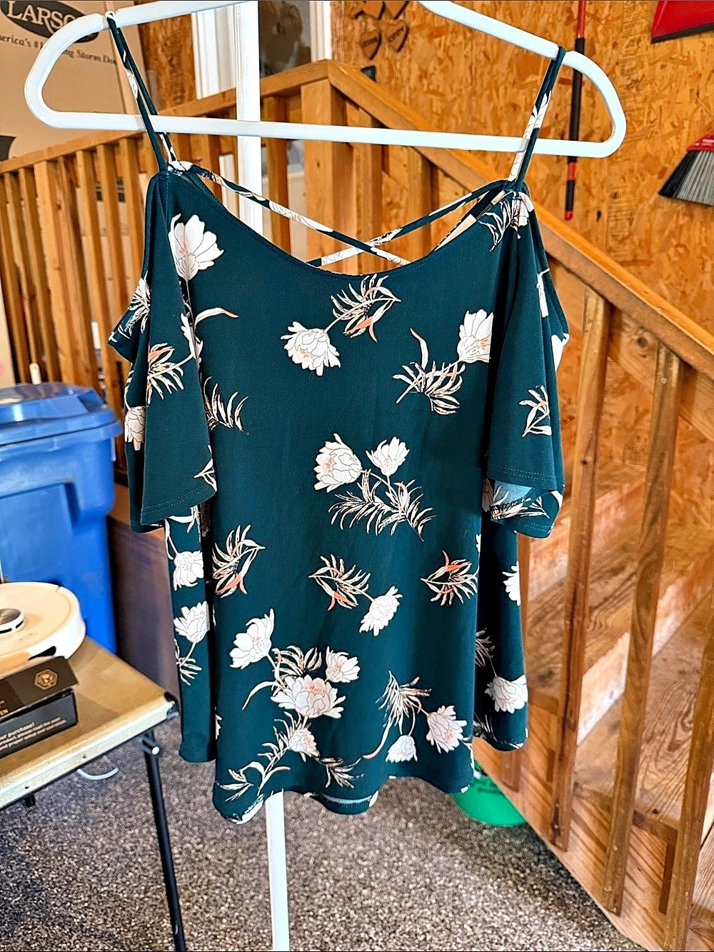 Kaileigh Floral top in Green & Pink